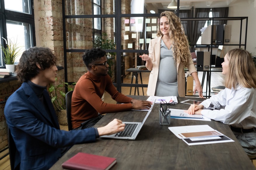 Pregnant Lady Works at Office while facing Pregnancy Descrimination